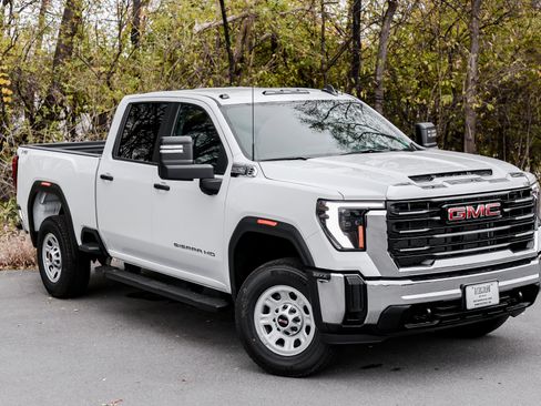 New 2026 GMC Sierra 2500 Pro w/ Convenience Package image 2