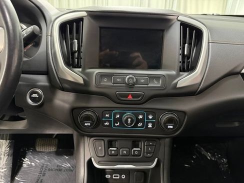 Used 2019 GMC Terrain SLE w/ Driver Convenience Package AWD/4WD image 13