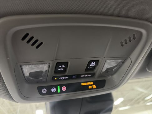 Used 2024 Chevrolet Malibu LT FWD image 22