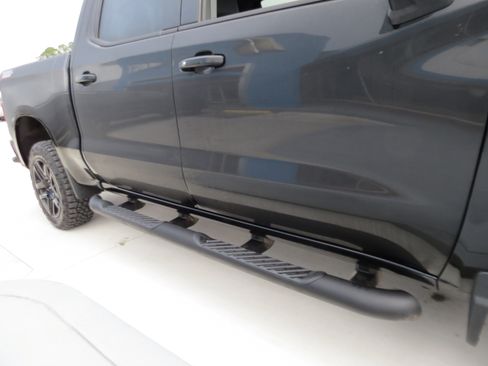 Used 2025 Chevrolet Silverado 1500 LT Trail Boss w/ Convenience Package II image 13