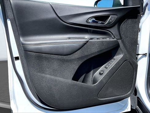 Used 2023 Chevrolet Equinox Premier w/ LPO, Floor Liner Package AWD/4WD image 24