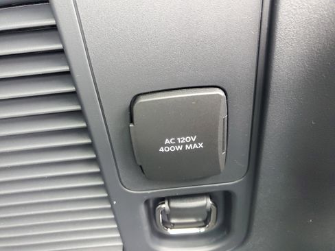 New 2026 Lincoln Navigator L Reserve AWD/4WD image 32