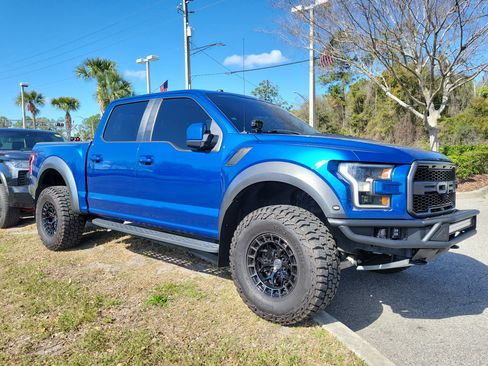 Used 2018 Ford F150 Raptor w/ Equipment Group 802A Luxury image 11