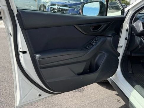 Used 2018 Subaru Crosstrek 2.0i Premium AWD/4WD image 19