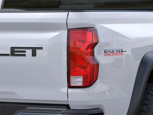 New 2026 Chevrolet Colorado Trail Boss AWD/4WD image 12