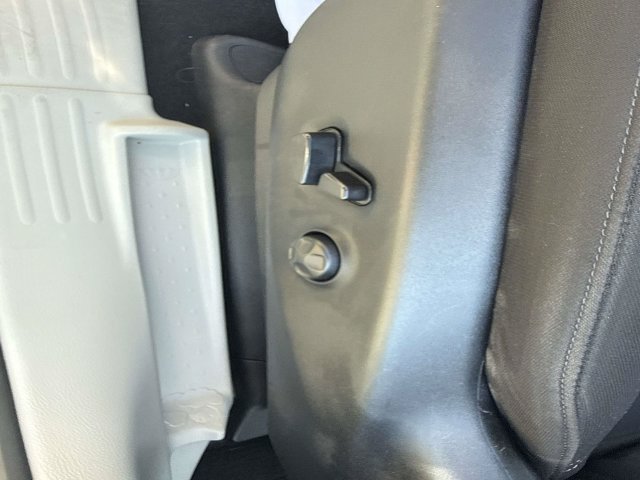 Used 2023 Chrysler Voyager LX FWD image 19