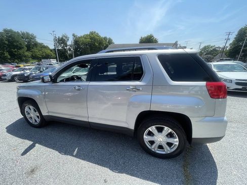 Used 2017 GMC Terrain SLT w/ Driver Alert Package I FWD image 8