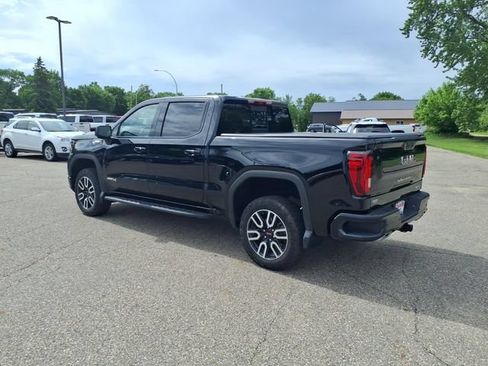 Used 2025 GMC Sierra 1500 AT4 w/ AT4 Premium Package AWD/4WD image 5