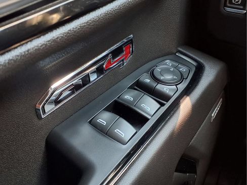 Used 2022 GMC Sierra 1500 AT4 w/ AT4 Premium Package AWD/4WD image 25