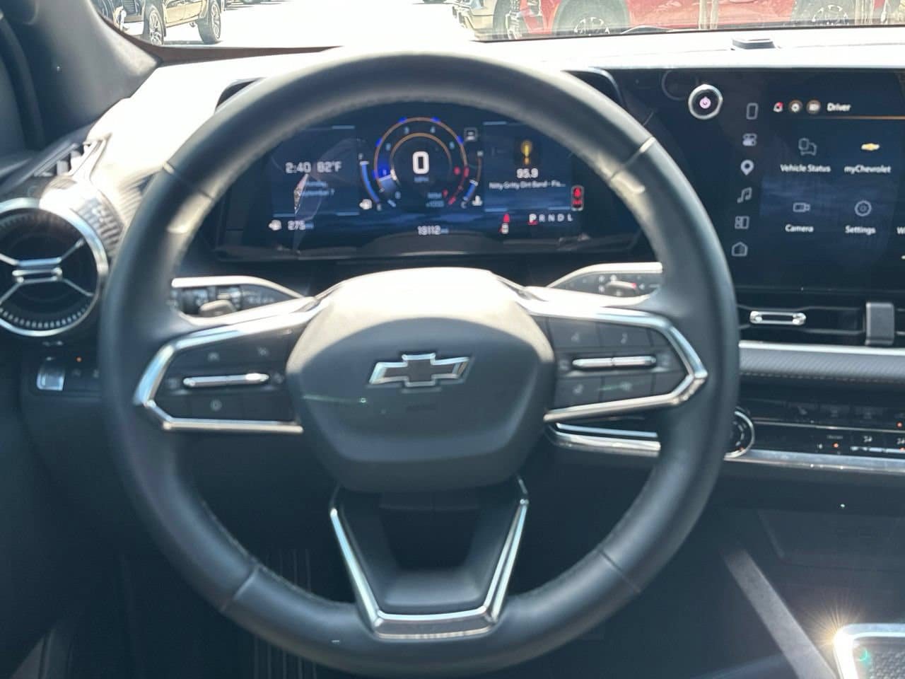 Used 2026 Chevrolet Equinox LT w/ Midnight Edition FWD image 14