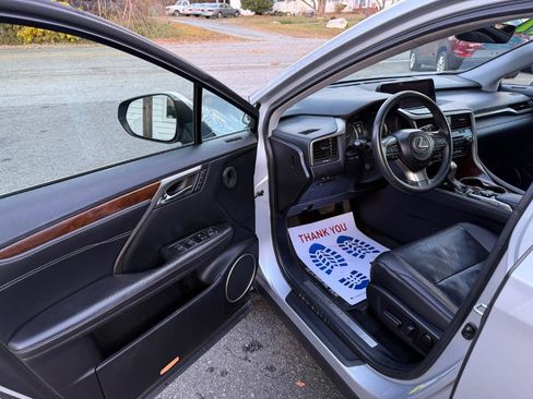 Used 2017 Lexus RX 350 AWD image 9