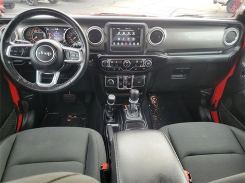 Used 2021 Jeep Wrangler Unlimited Sahara w/ Dual Top Group image 14