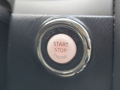 Used 2019 Nissan Armada SL w/ Premium Package image 39