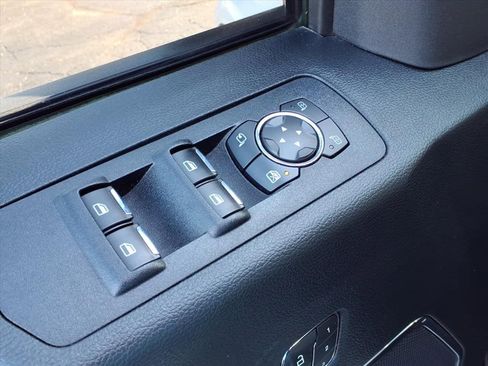 Used 2020 Ford F150 Lariat w/ Equipment Group 502A Luxury image 11