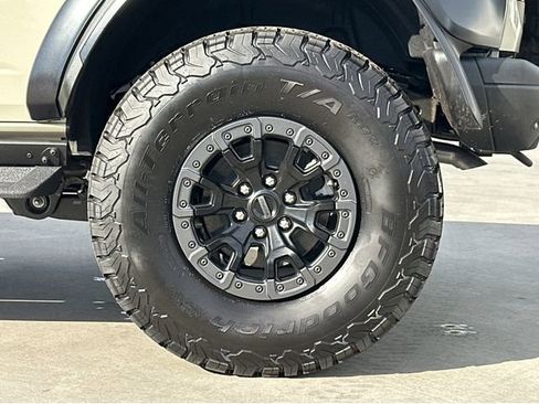 New 2025 Ford Bronco Raptor image 39