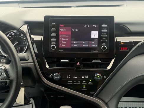 Used 2024 Toyota Camry LE image 11