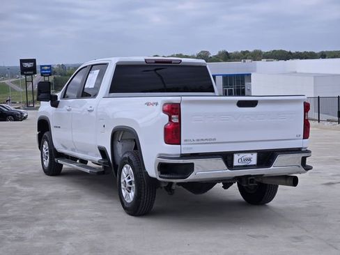 Used 2024 Chevrolet Silverado 2500 LT image 6