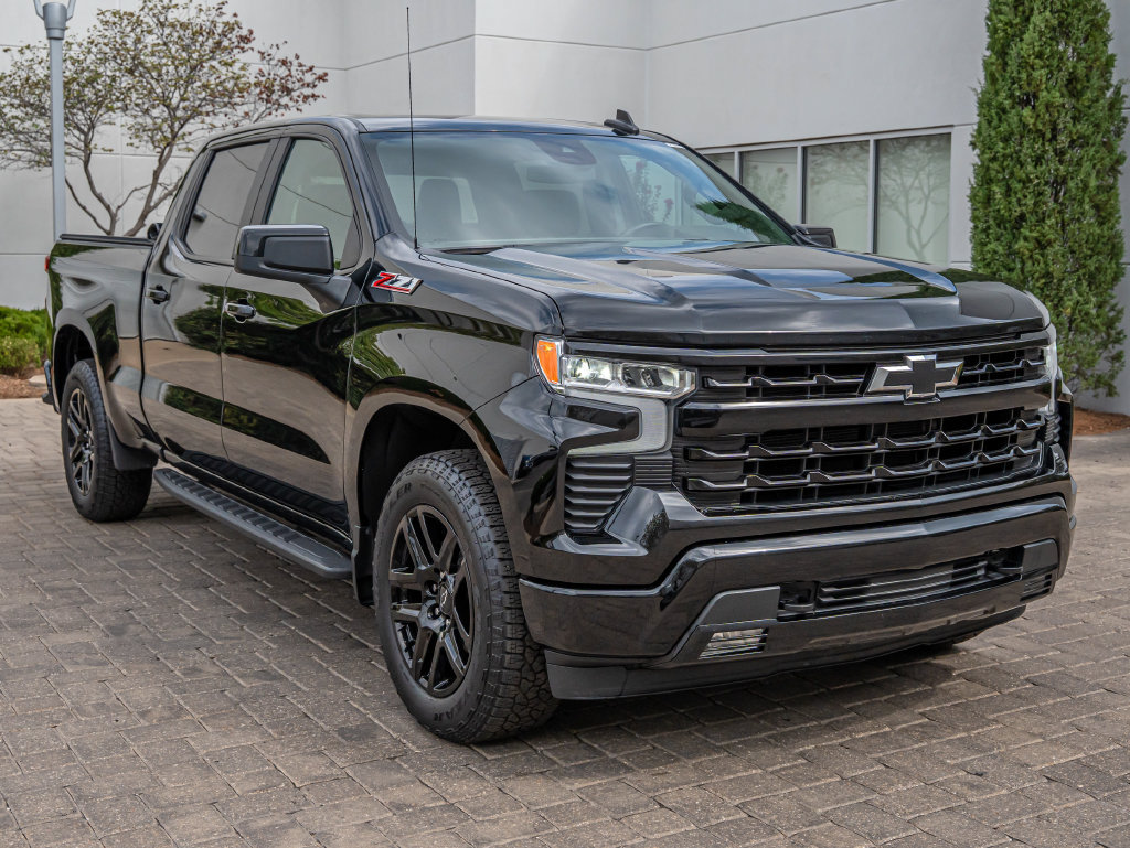 Used 2024 Chevrolet Silverado 1500 RST w/ Convenience Package II AWD/4WD image 12