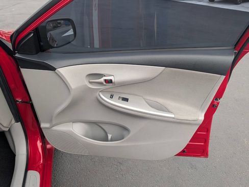 Used 2011 Toyota Corolla LE image 21