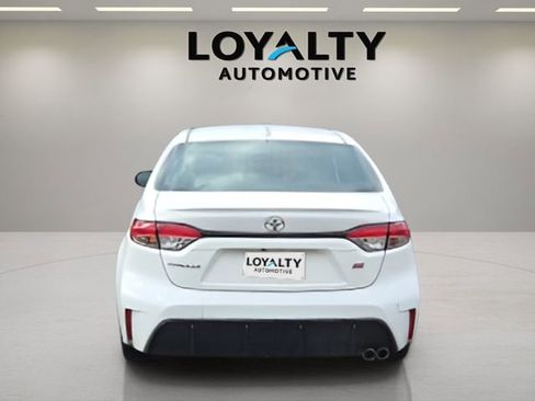 Used 2024 Toyota Corolla SE image 4