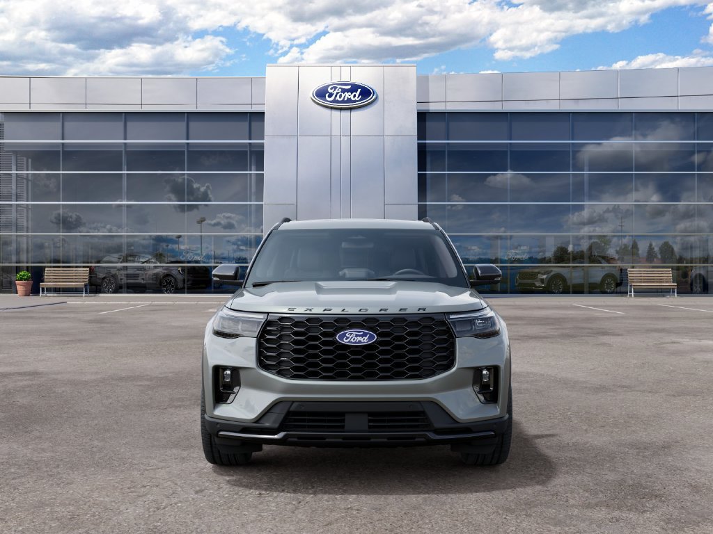 New 2027 Ford Explorer ST-Line w/ Premium Package AWD/4WD image 3