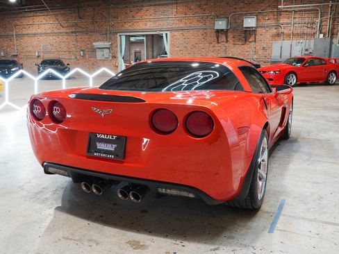 Used 2013 Chevrolet Corvette Grand Sport w/ 2LT Preferred Equipment Group RWD image 16