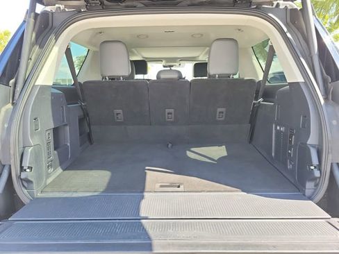 Used 2025 Ford Expedition Max Active AWD/4WD image 8