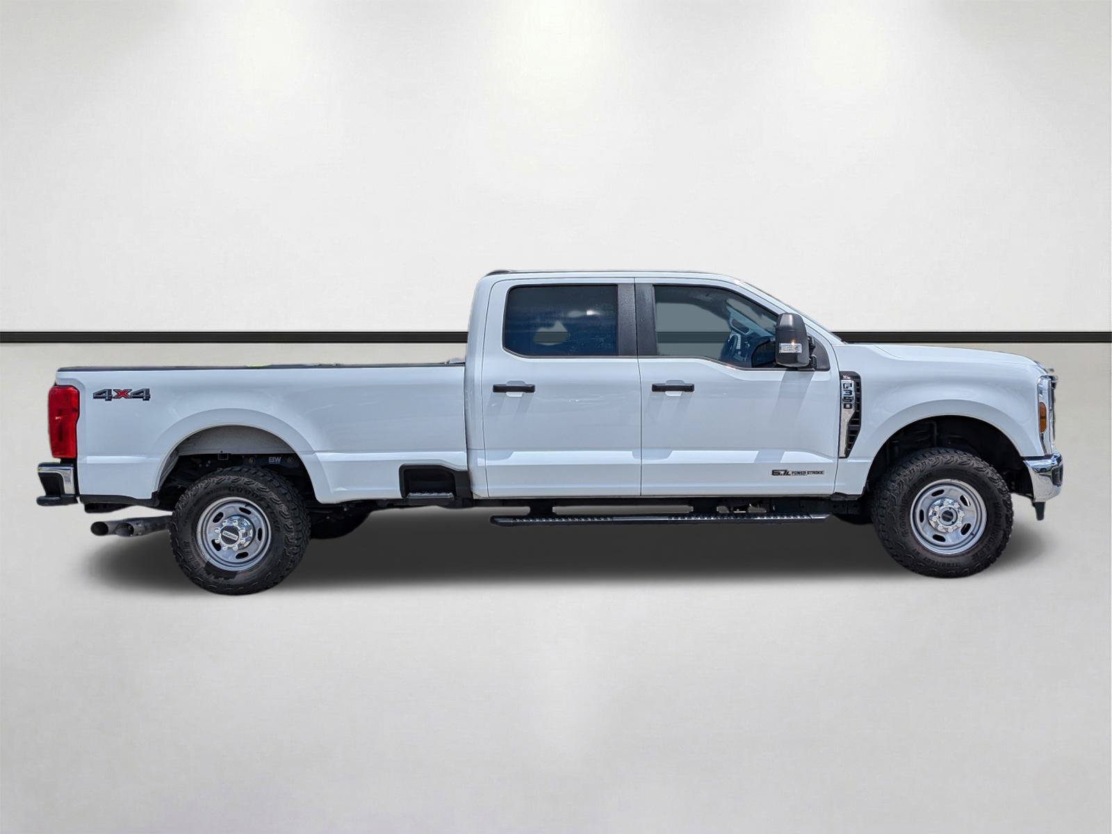 Used 2025 Ford F350 XL w/ XL Off-Road Package AWD/4WD image 3
