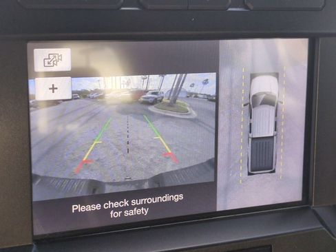 Used 2019 Ford F250 XLT w/ FX4 Off-Road Package image 19