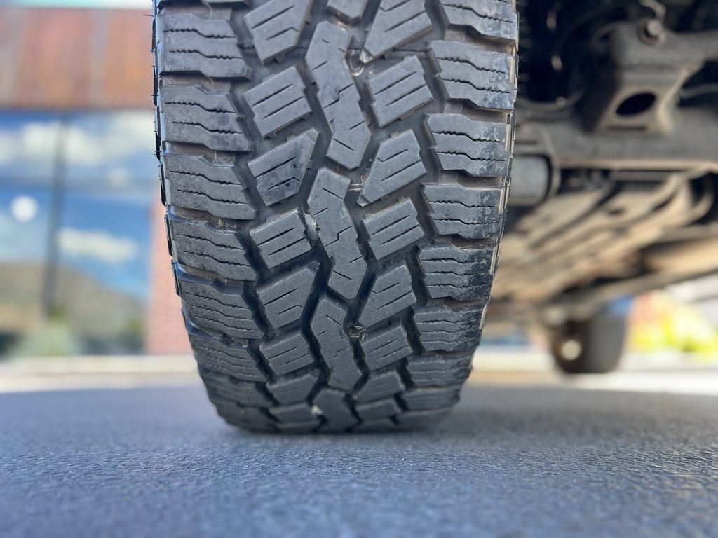 Used 2014 Toyota 4Runner SR5 AWD/4WD image 28