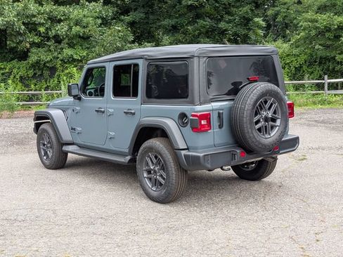 New 2026 Jeep Wrangler Unlimited Sport AWD/4WD image 5