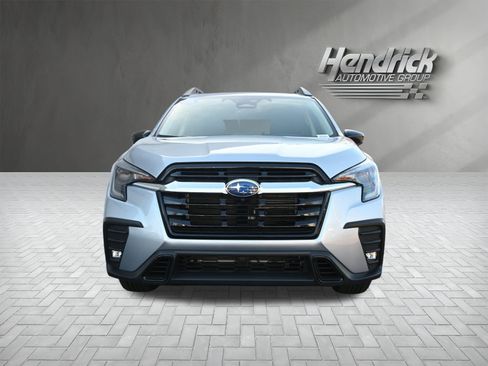 Certified 2025 Subaru Ascent Limited image 3