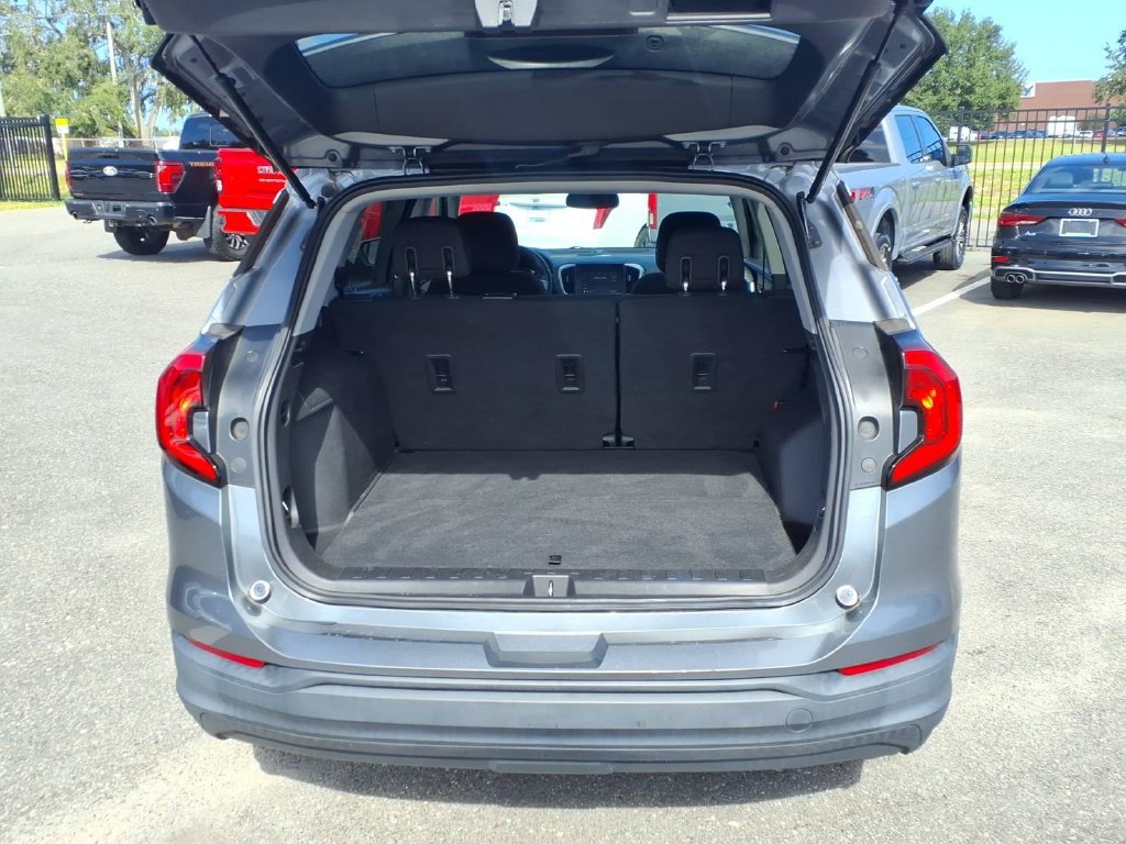 Used 2020 GMC Terrain SLE FWD image 19