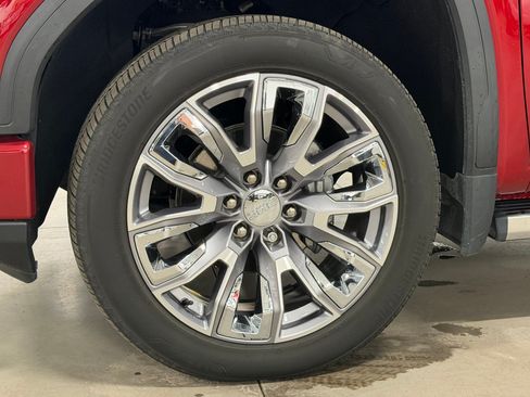 Used 2022 GMC Sierra 1500 Denali w/ Denali Reserve Package AWD/4WD image 11