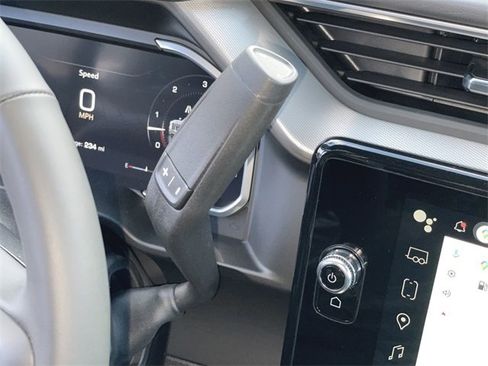 New 2026 GMC Sierra 3500 Denali w/ Technology Package image 16