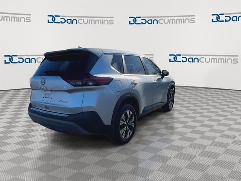 Used 2022 Nissan Rogue SV image 8