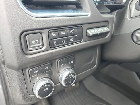 Used 2023 GMC Yukon AT4 w/ Technology Package image 29