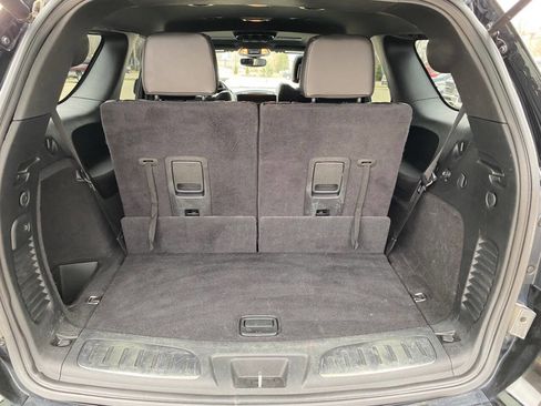 Used 2018 Dodge Durango R/T image 19
