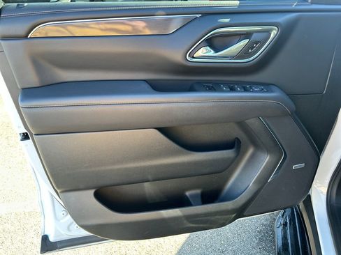 Used 2023 GMC Yukon AT4 AWD/4WD image 23