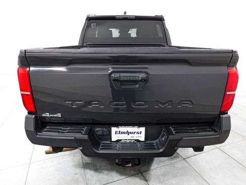 Used 2024 Toyota Tacoma SR5 AWD/4WD image 5
