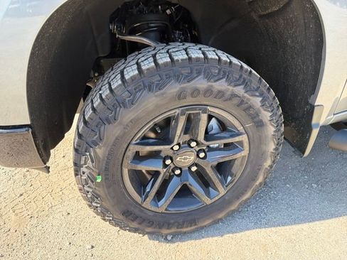 New 2026 Chevrolet Silverado 1500 Custom Trail Boss AWD/4WD image 18