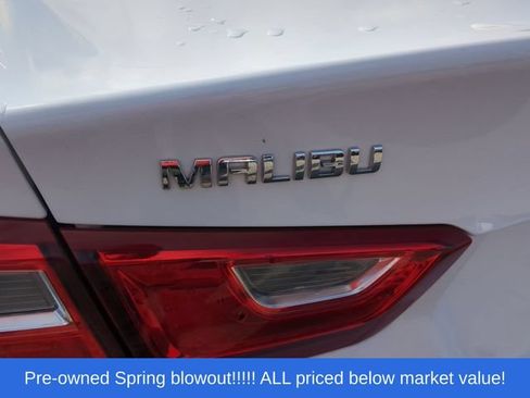 Used 2025 Chevrolet Malibu LT FWD image 12