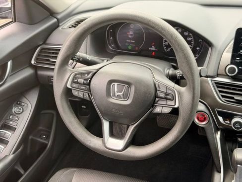 Used 2018 Honda Accord LX image 15