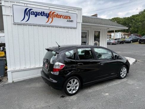 Used 2011 Honda Fit Sport image 3
