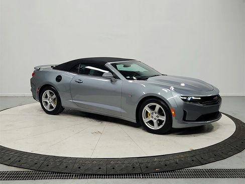 Used 2023 Chevrolet Camaro LT image 9