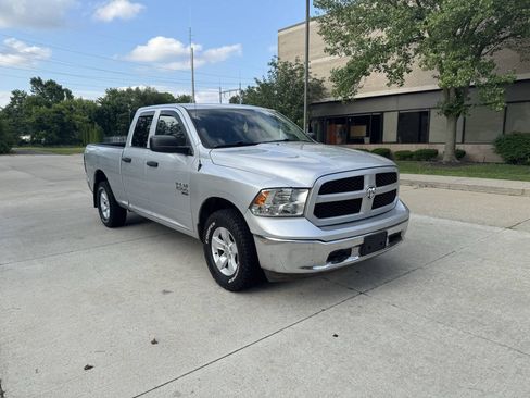Used 2019 RAM 1500 Express AWD/4WD image 10
