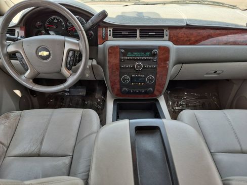 Used 2013 Chevrolet Avalanche LT w/ Texas Edition RWD image 12