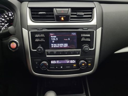 Used 2017 Nissan Altima 2.5 SV image 25
