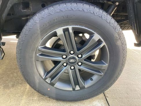 Used 2022 Ford F150 XLT w/ Equipment Group 302A High AWD/4WD image 6
