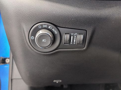 Used 2023 Jeep Compass Limited AWD/4WD image 10